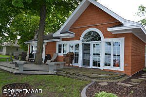 1st image of 448 Shorewood Dr