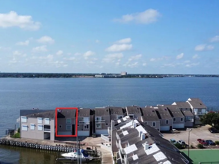 10 Mariner Village Dr — Photo 40