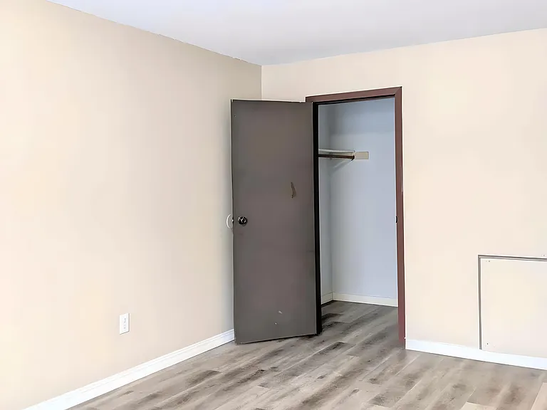 1858 Magnolia Ave E #304 — Photo 11