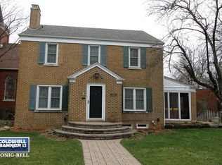 307 E 11th St, Lockport, IL 60441