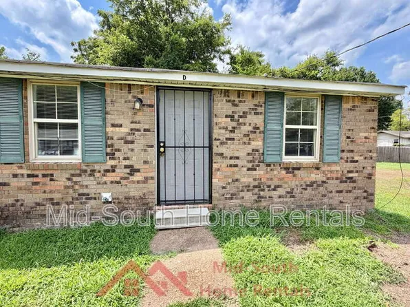225 N Tipton St #D, Covington, TN 38019
