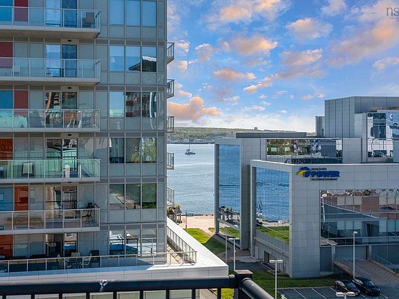 3rd image of 1326 Lower Water St #106