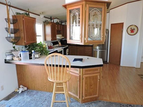 3rd image of 833 Appaloosa Ln
