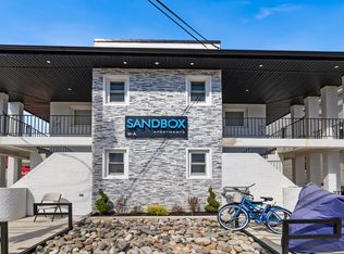 15 S Essex Ave APT 11, Margate City, NJ 08402