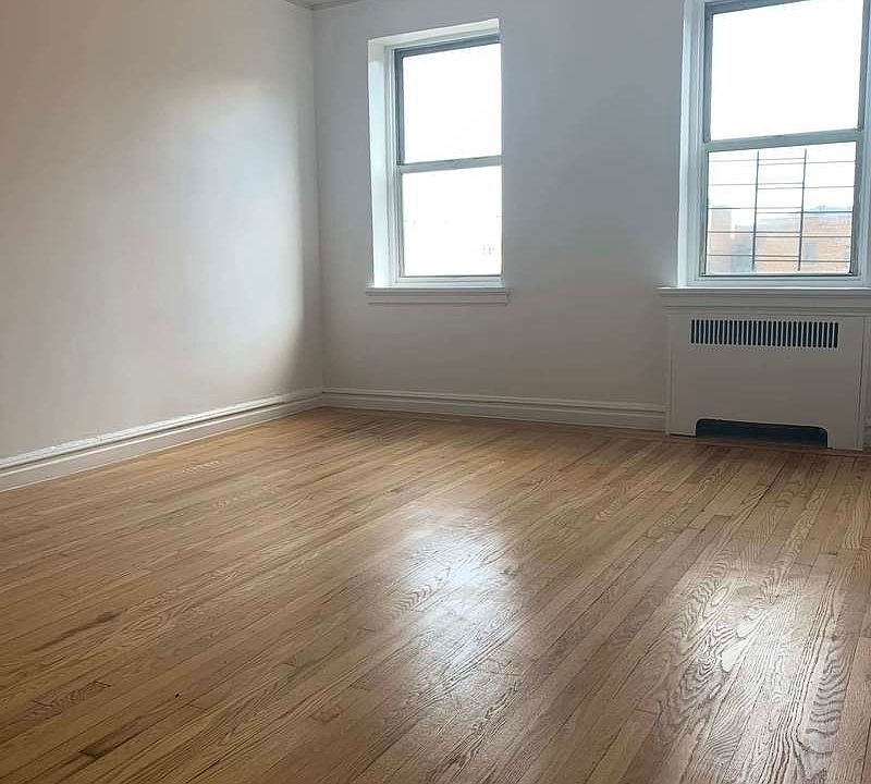 2nd image of 6201 Broadway #1