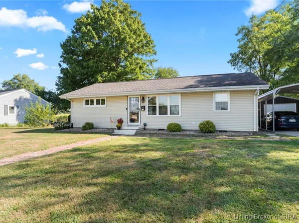 23 Maple Street, Sellersburg, IN 47172