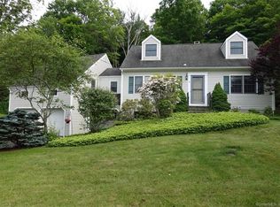 1 Highview Dr, Ridgefield, CT 06877