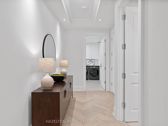 3rd image of 77 Clarendon Ave #205