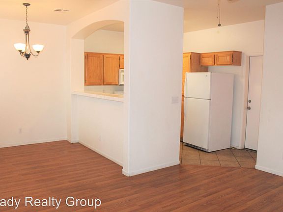 5th image of 1350 Dusty Creek St