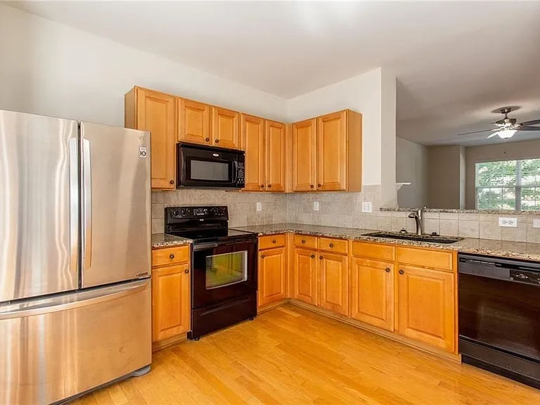 2104 Meadow Peak Rd — Photo 13