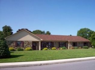 243 W 5th St, Quarryville, PA 17566