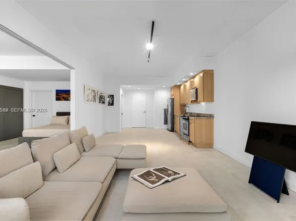 2001 Meridian Ave APT 327, Miami Beach, FL 33139