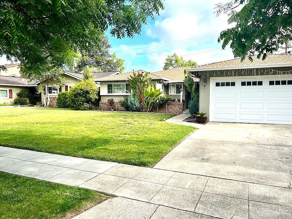 1st image of 4669 Castlewood Dr