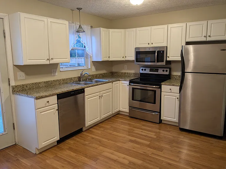 7806 Meadowhaven Blvd — Photo 6