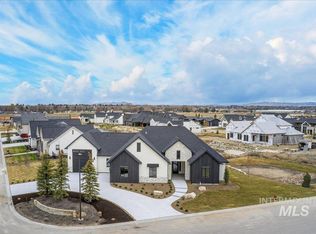 549 Joy Ave, Middleton, ID 83644