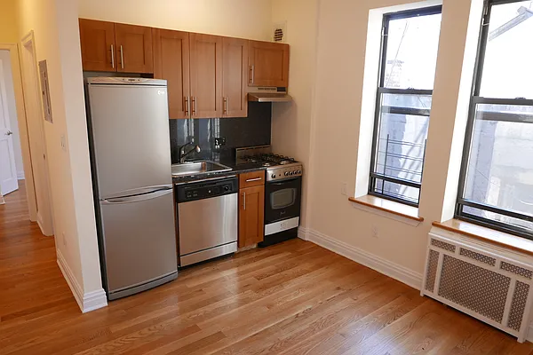 Rented by JK Dansar Corp | media 12