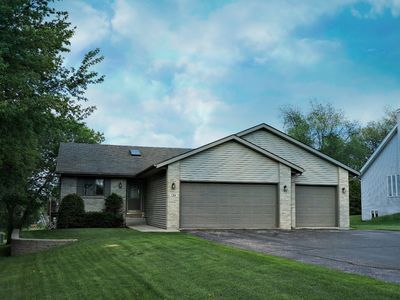 130 Birch Dr SW, Poplar Grove, IL, 61065