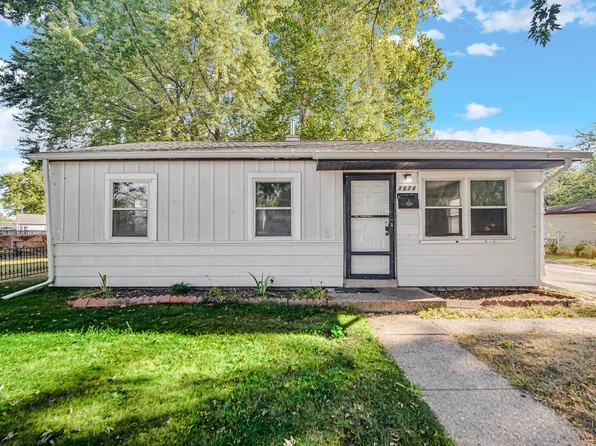 1571 178th St, Hammond, IN 46324