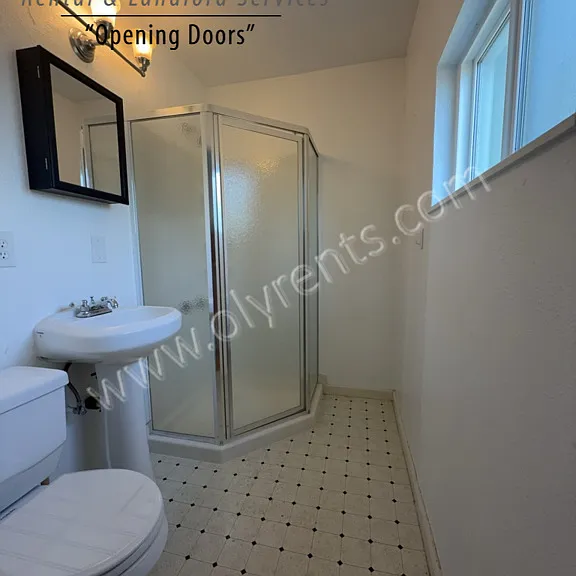Bath downstiars