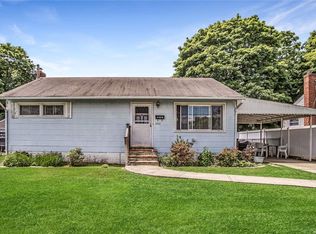 3405 Great Neck Rd, Amityville, NY 11701