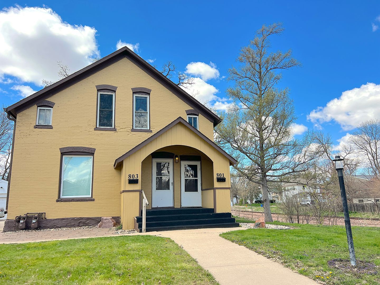 803 S 1st Ave, Sioux Falls, SD 57104 Zillow