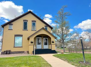 803 S 1st Ave, Sioux Falls, SD 57104