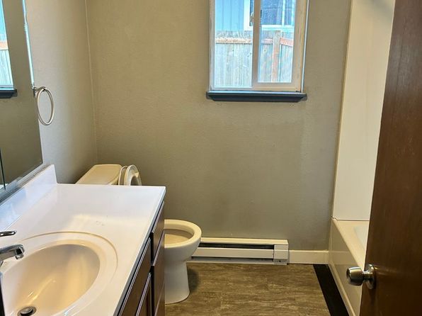 610 Roeder St APT 4