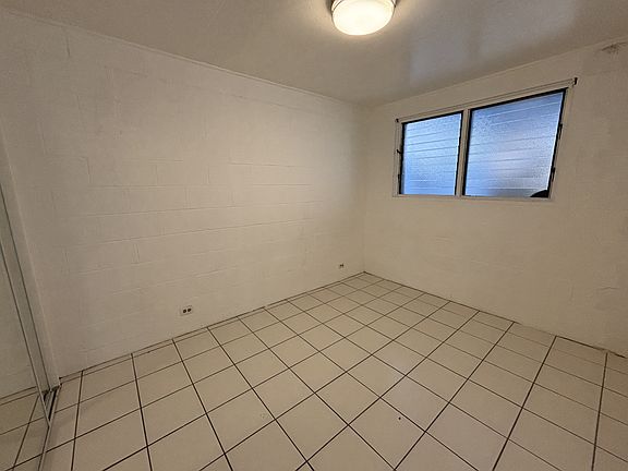 3rd image of 94-226 Aniani Pl #1