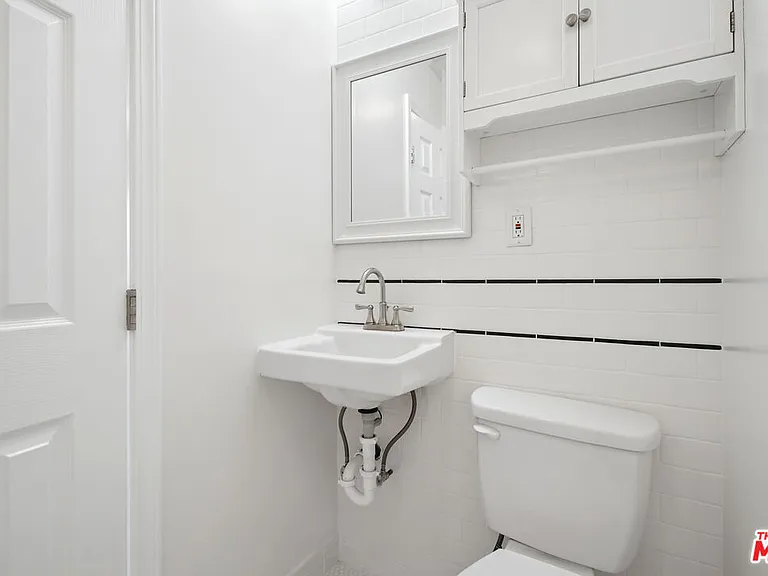 7209 Willoughby Ave #16 — Photo 16