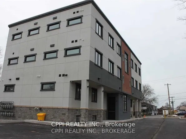 57 Minto St #301, Pt Colborne, ON L3K 0B4