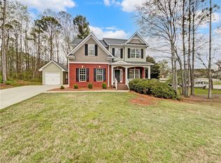 905 Vinings Dr, Winder, GA 30680