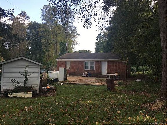 4th image of 2134 Dalewood Dr