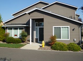 317 Live Oak Loop, Central Pt, OR 97502