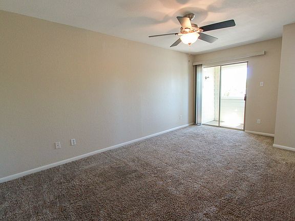 5th image of 2104 Cullen Ave APT 218
