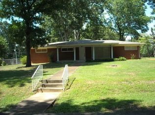 425 Almond St, Florence, AL 35633