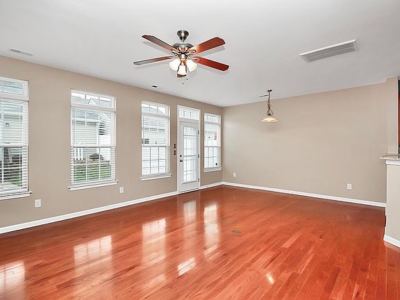 4th image of 6416 Hasley Woods Dr