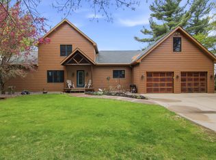 E8200 260th Ave, Elk Mound, WI 54739