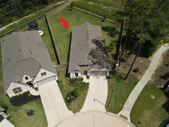 8346 Boundary Waters Dr, Porter, TX 77365