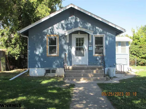 820 K St, Gering, NE 69341
