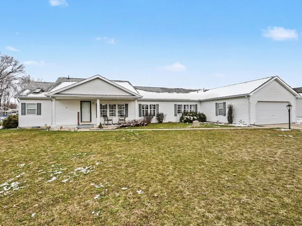 29743 Ashford Dr, Elkhart, IN 46514