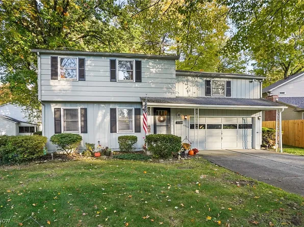 6229 Appleridge Dr, Youngstown, OH 44512