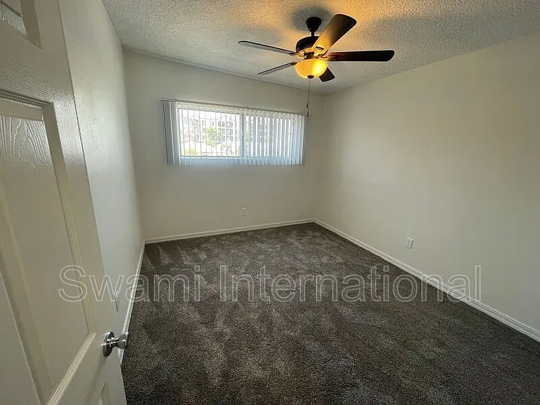 6100 11th Ave #4 — Photo 14