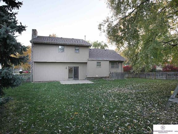 4th image of 3097 S 160th Ave