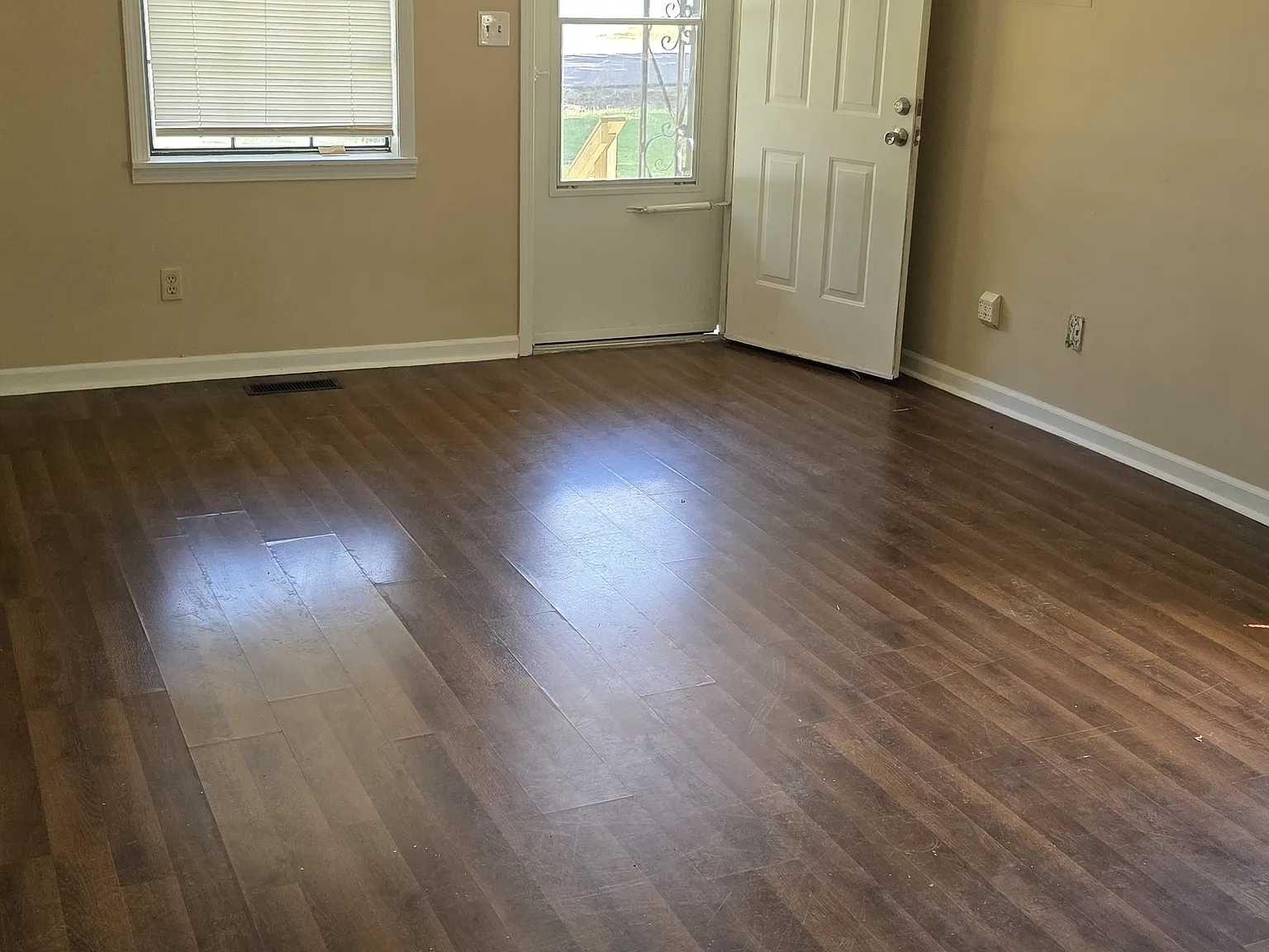 865 Crawford Avenue — Photo 4
