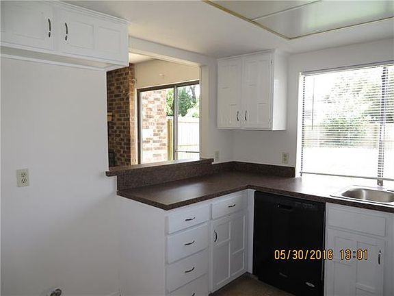 4th image of 1729 Timbercreek Dr