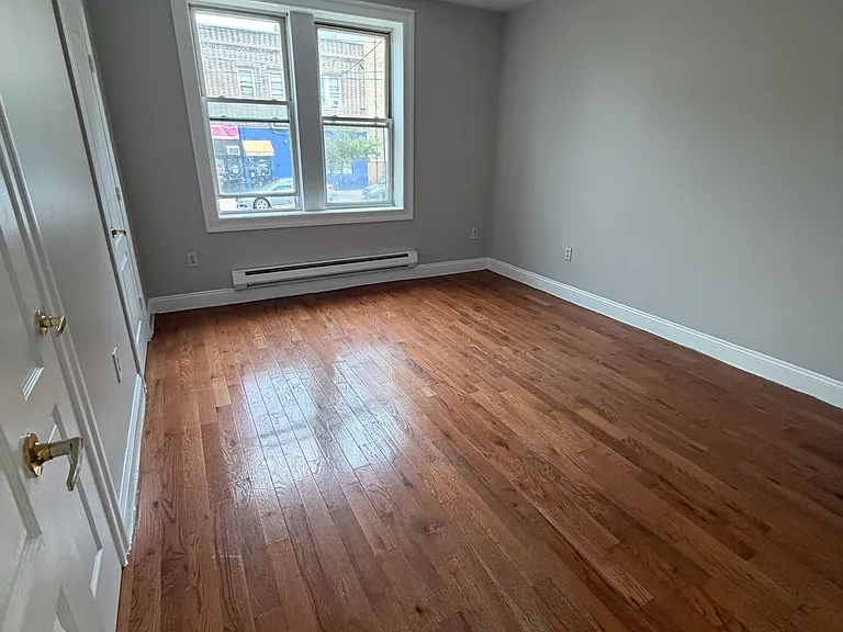 6615 Broadway #A1 — Photo 9