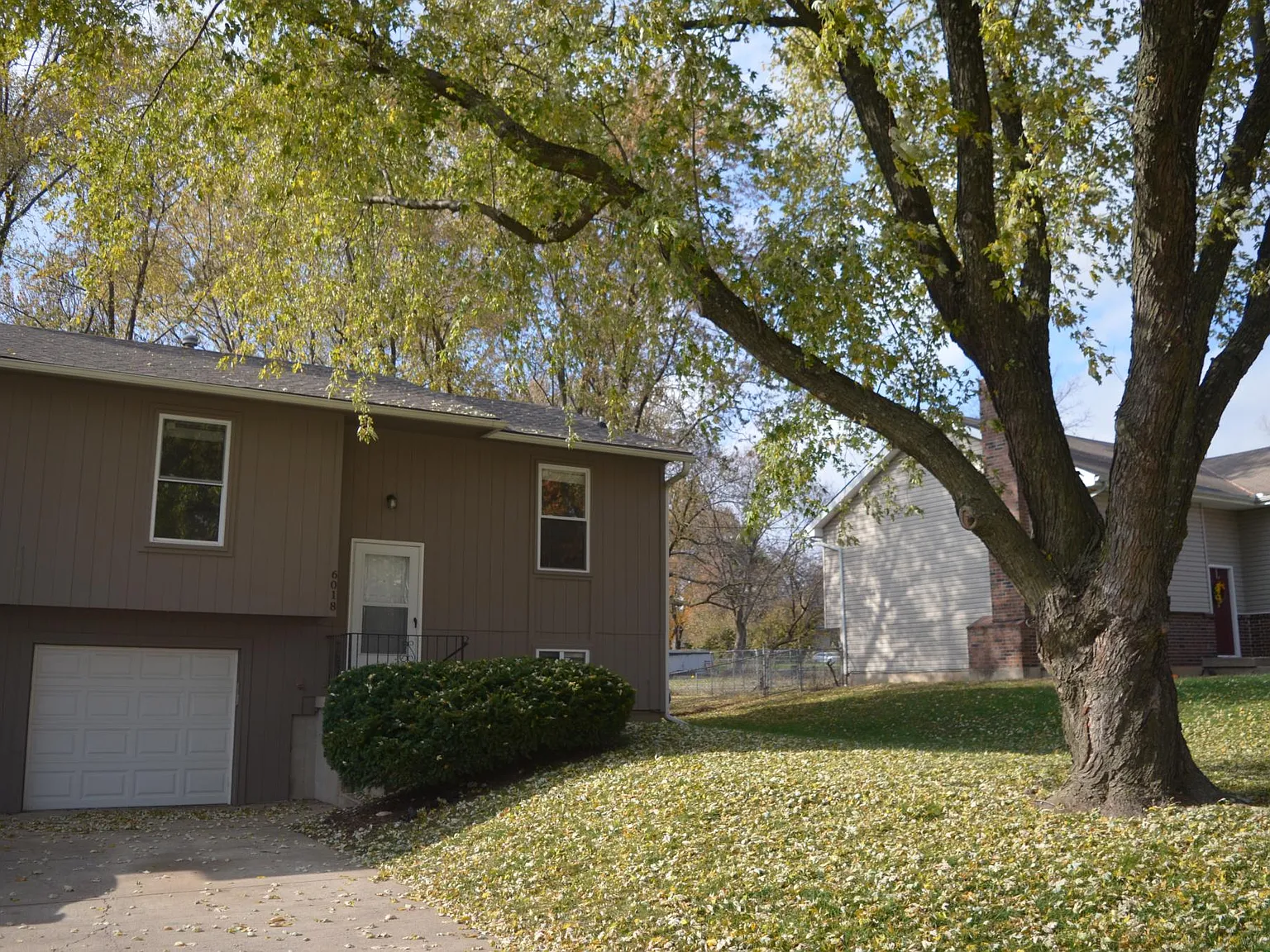 3 bed, 1342 sqft, $1,675 — Photo 1