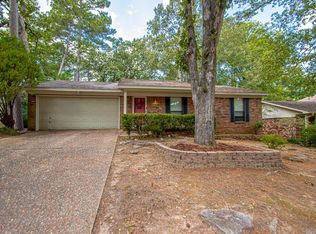 13016 Lemoncrest Ln, Little Rock, AR 72210