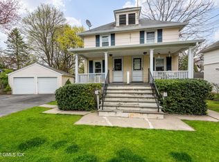 39 Sinawoy Rd #A, Cos Cob, CT 06807