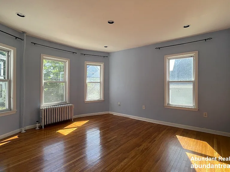 16 Gould Ave #2 — Photo 15